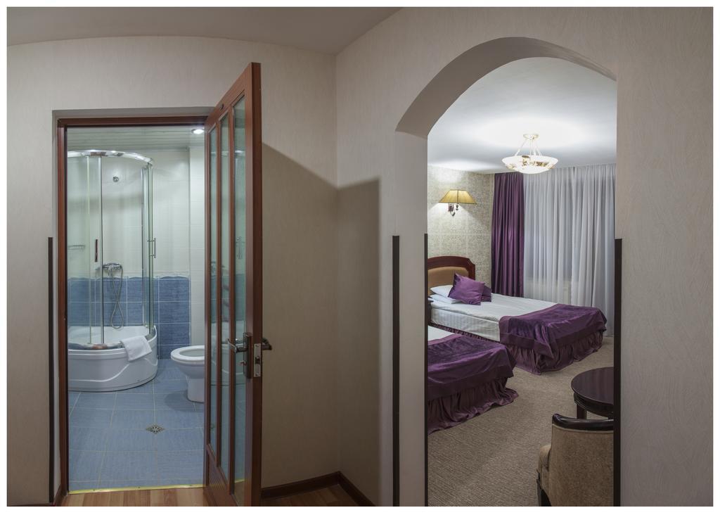 Hotel Victoria Bakuriani Bagian luar foto