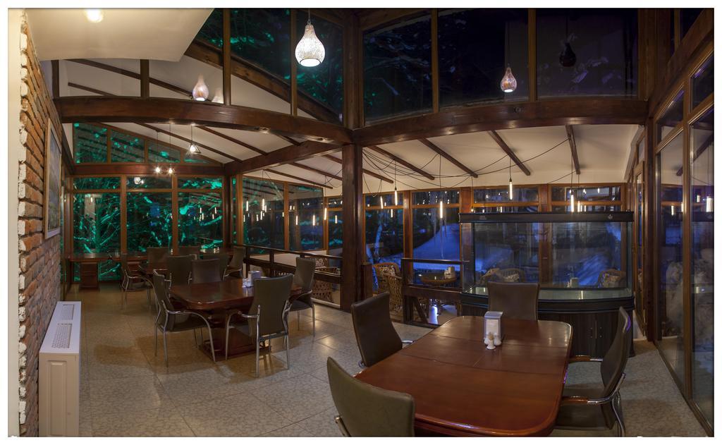 Hotel Victoria Bakuriani Bagian luar foto