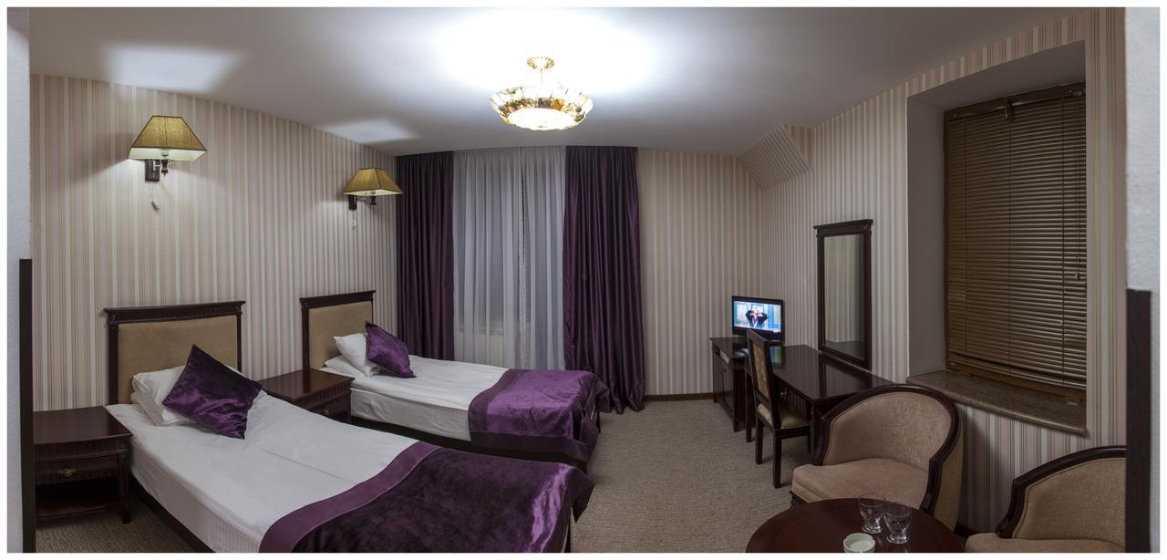 Hotel Victoria Bakuriani Bagian luar foto